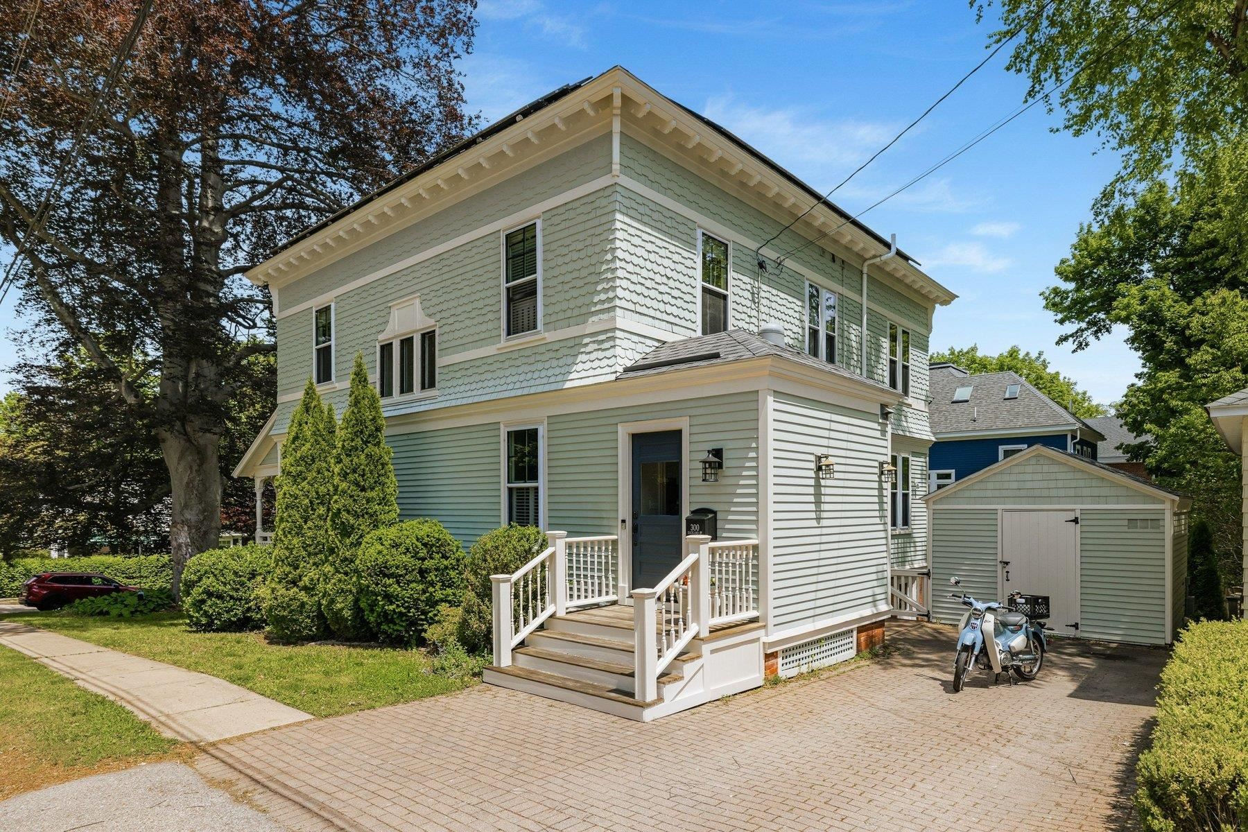 300 Rockland Street