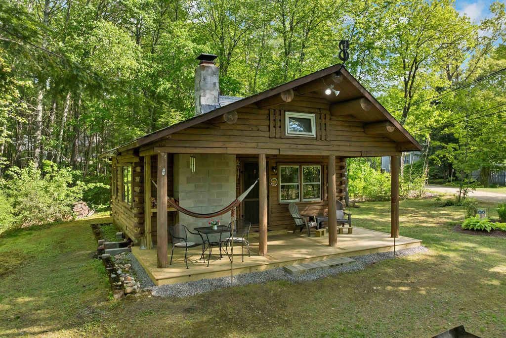 Photo of 11 Dustin Drive, Barnstead, NH 03225 (MLS # 5091553)
