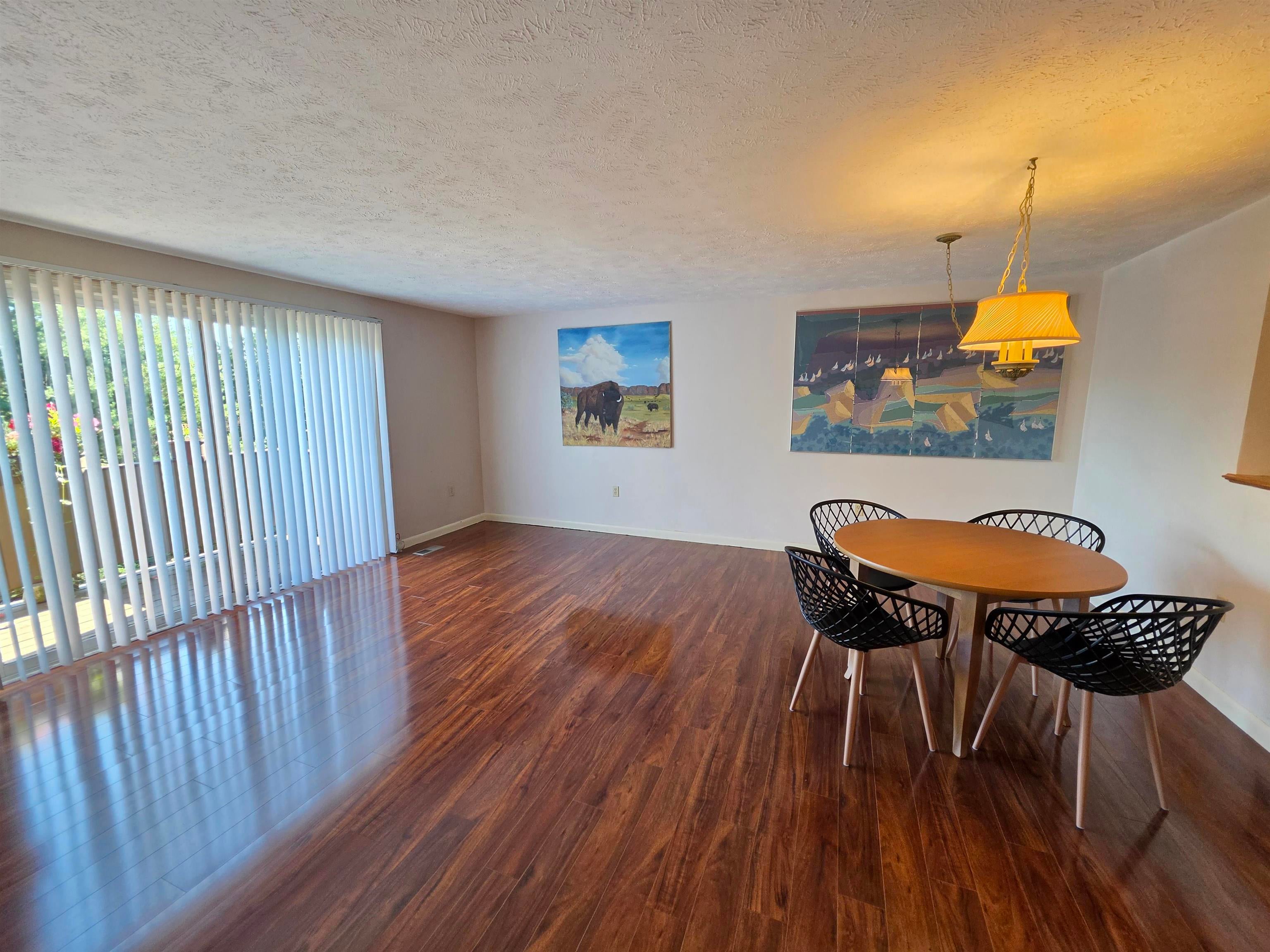 403 Eastview Drive