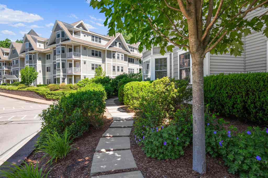 Photo of 4 Sterling Hill Lane #417, Exeter, NH 03833 (MLS # 5094994)