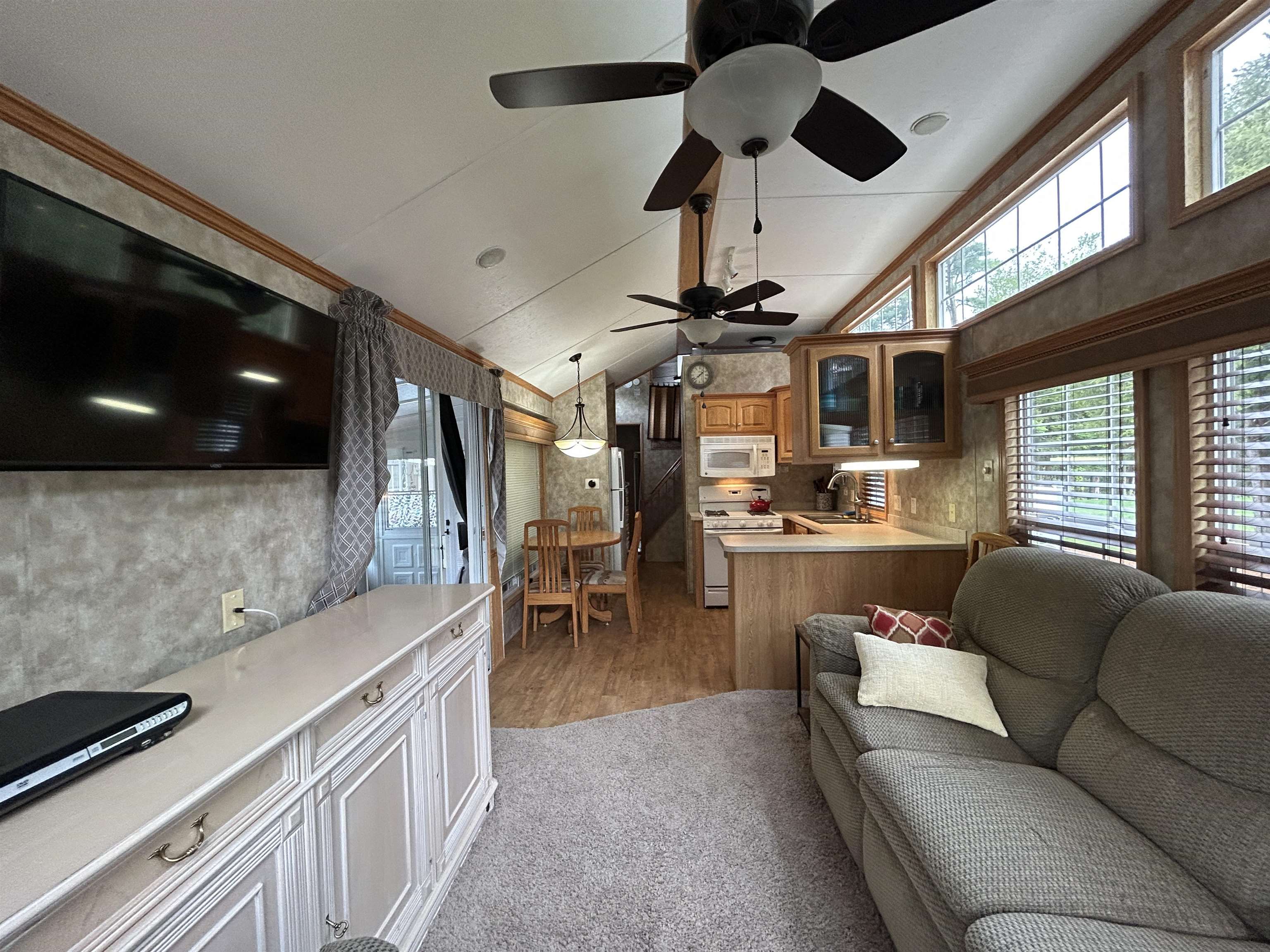81 Wulamat Road 32