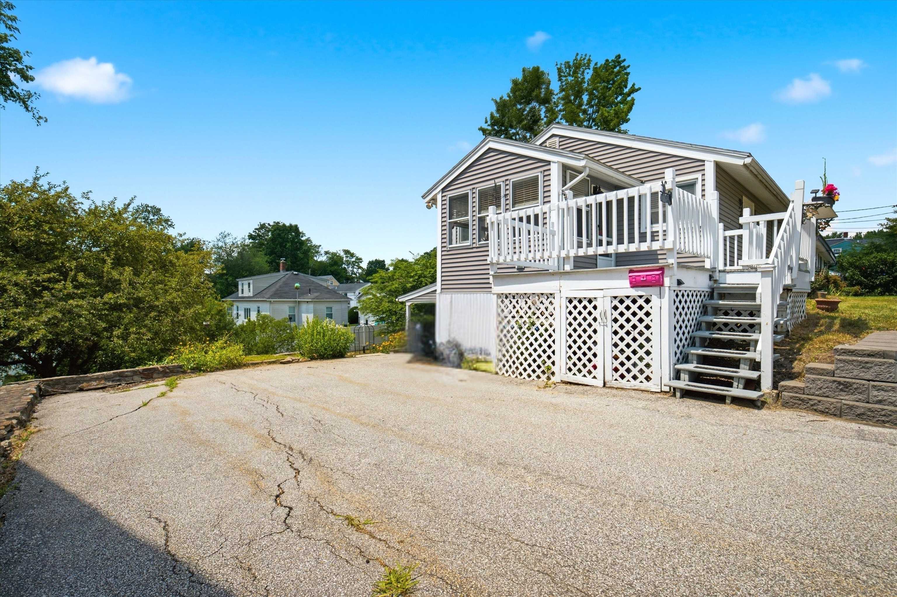 176 Portsmouth Avenue