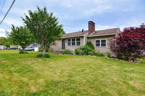 Photo of 6 Ray Drive, Hooksett, NH 03106 (MLS # 5091605)