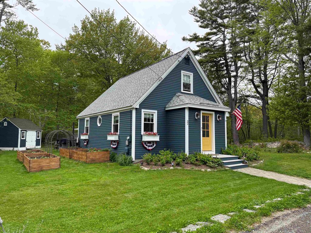 Photo of 32 Porpoise Drive, Rye, NH 03870 (MLS # 5083673)