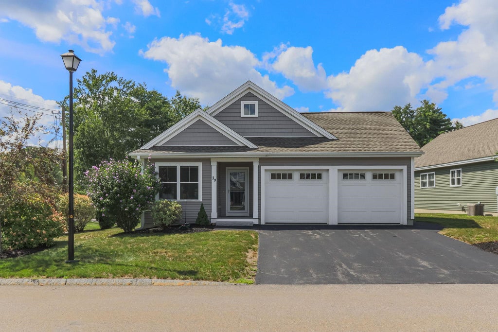 Photo of 39 Pasture Lane #1, Nashua, NH 03062 (MLS # 5108797)
