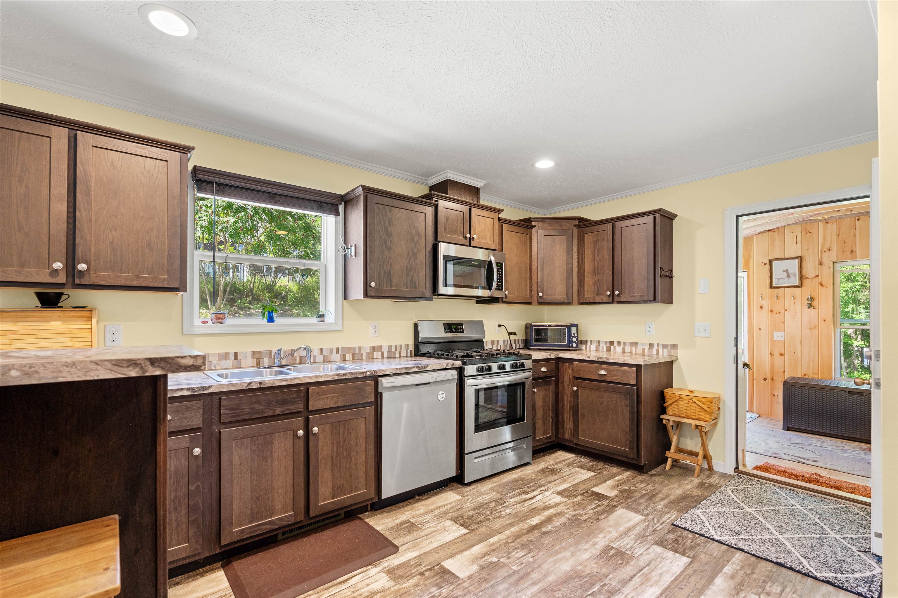 27 Orchard Hill Road