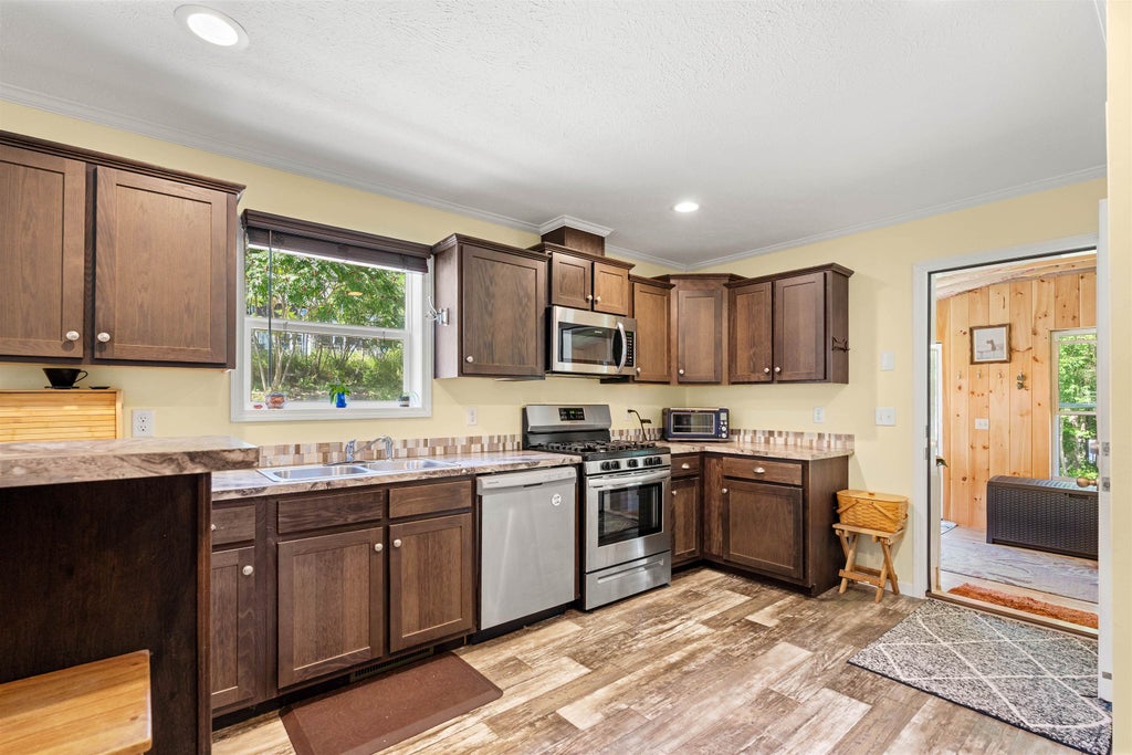 Photo of 27 Orchard Hill Road, Barrington, NH 03825 (MLS # 5103772)