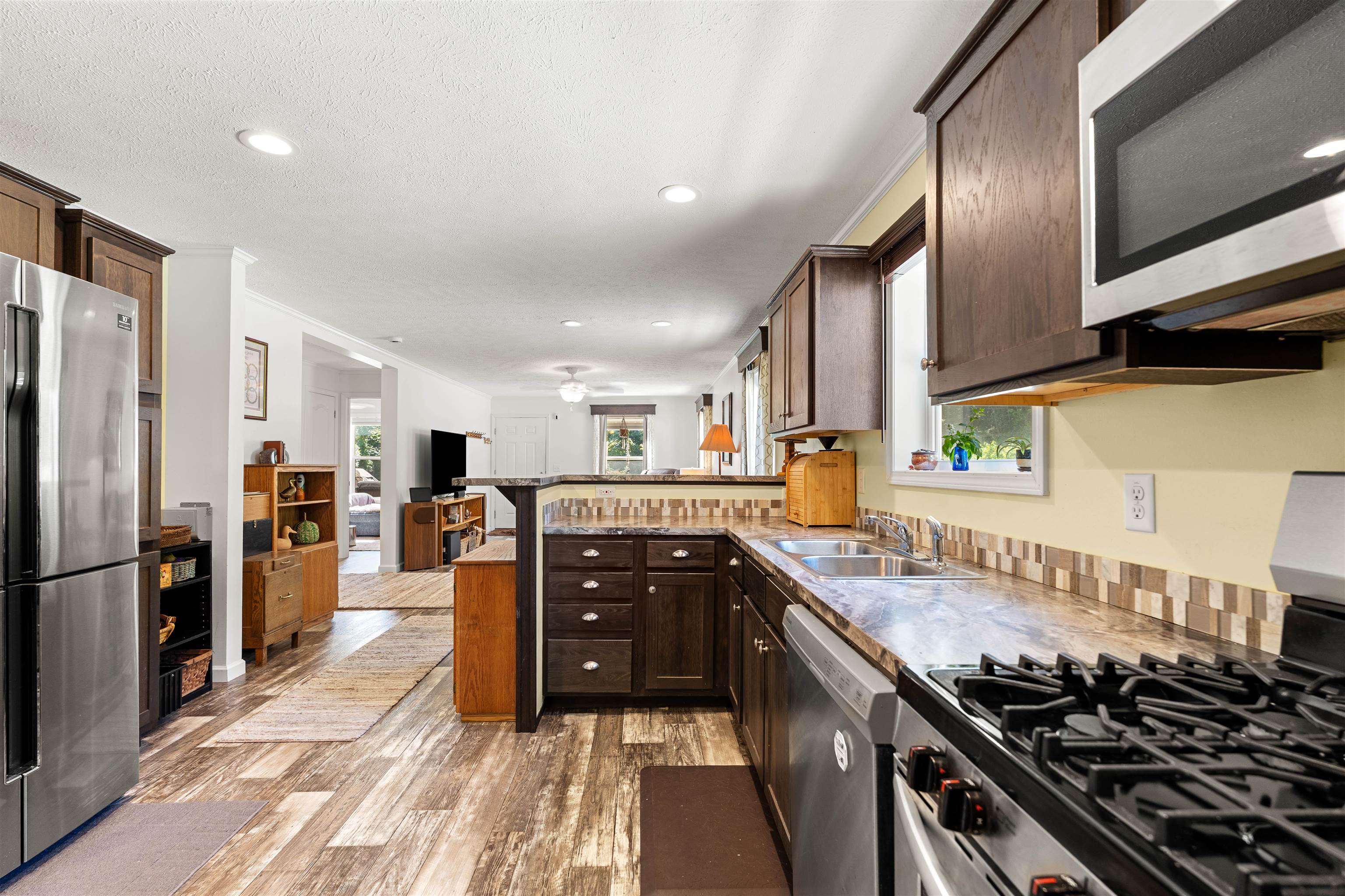 27 Orchard Hill Road