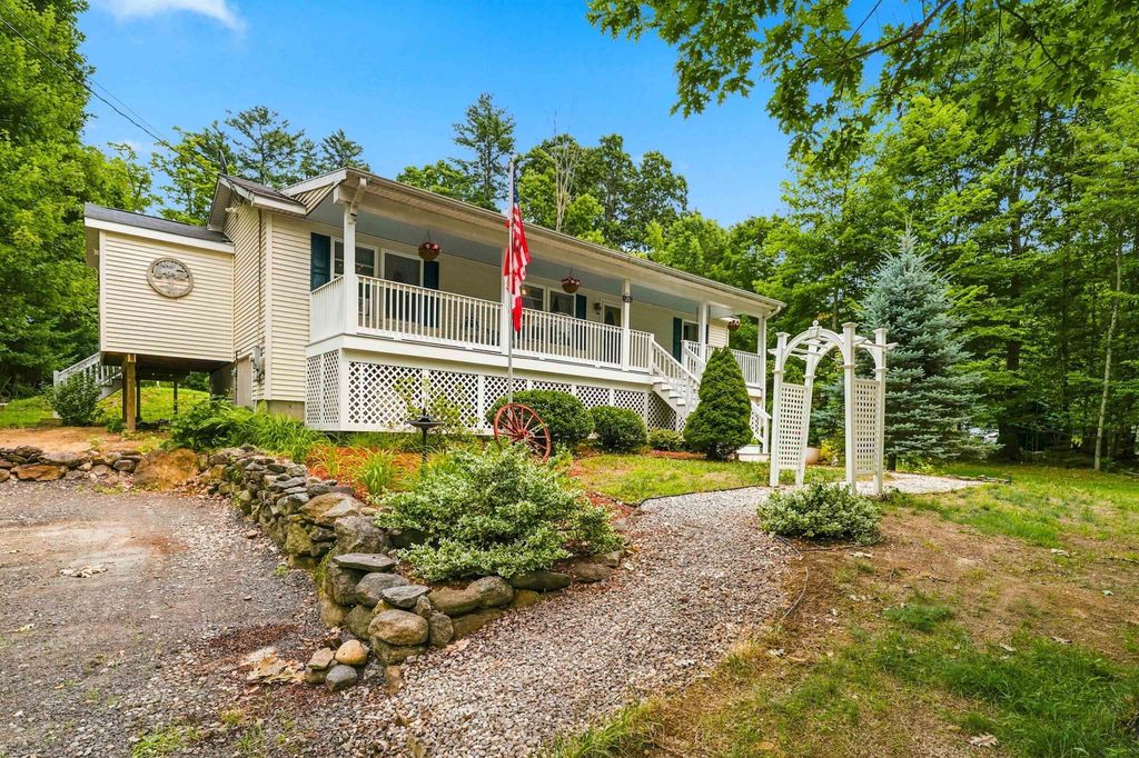 Photo of 25 Dow Lane, Barnstead, NH 03225 (MLS # 5101029)