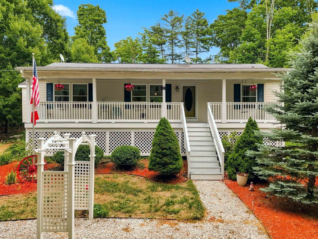 Photo of 25 Dow Lane, Barnstead, NH 03225 (MLS # 5101029)