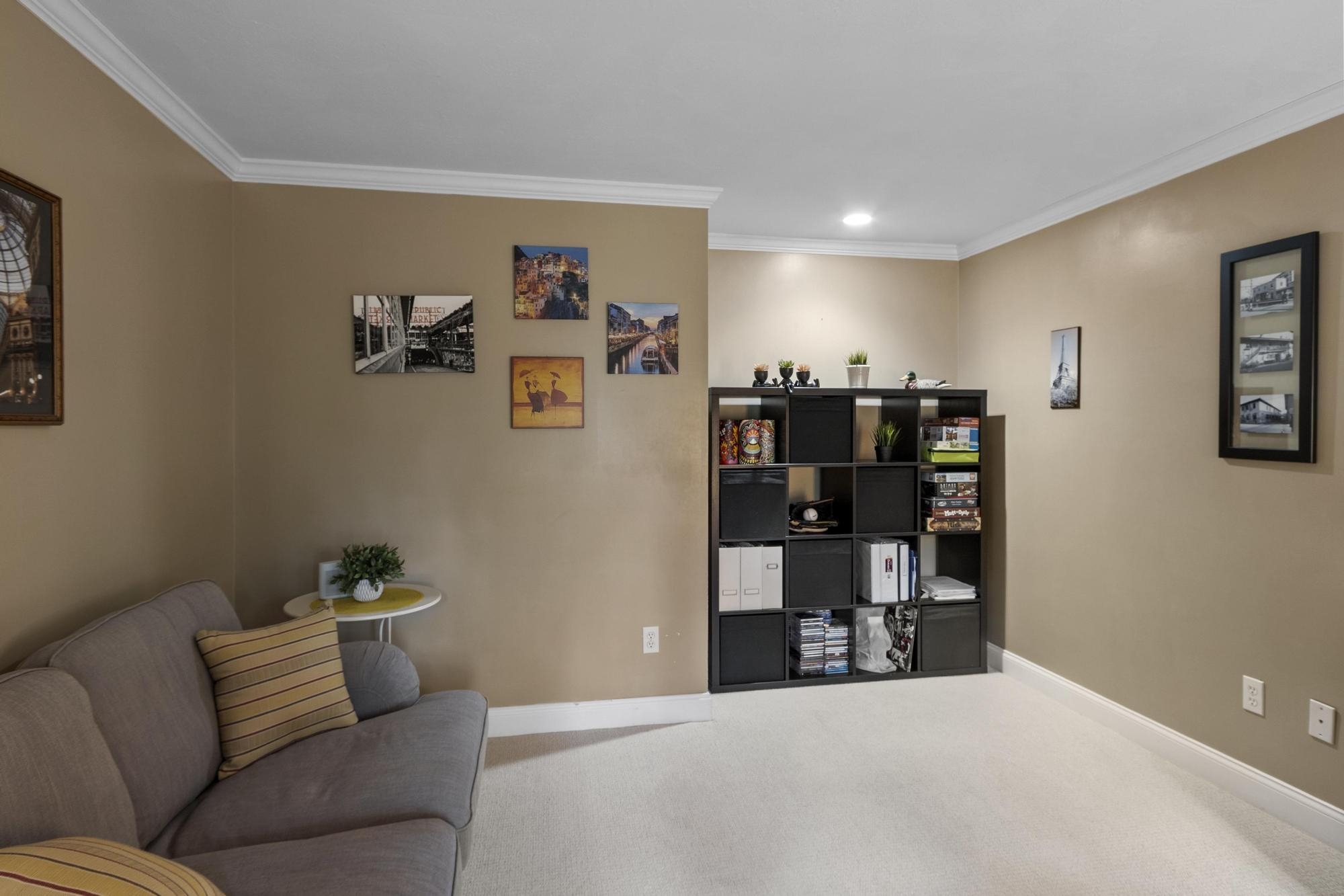 43 Ladyslipper Drive