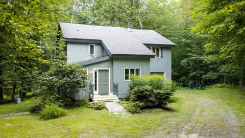 Photo of 33 Burnt Hill Road, Winhall, VT 05340 (MLS # 5106334)