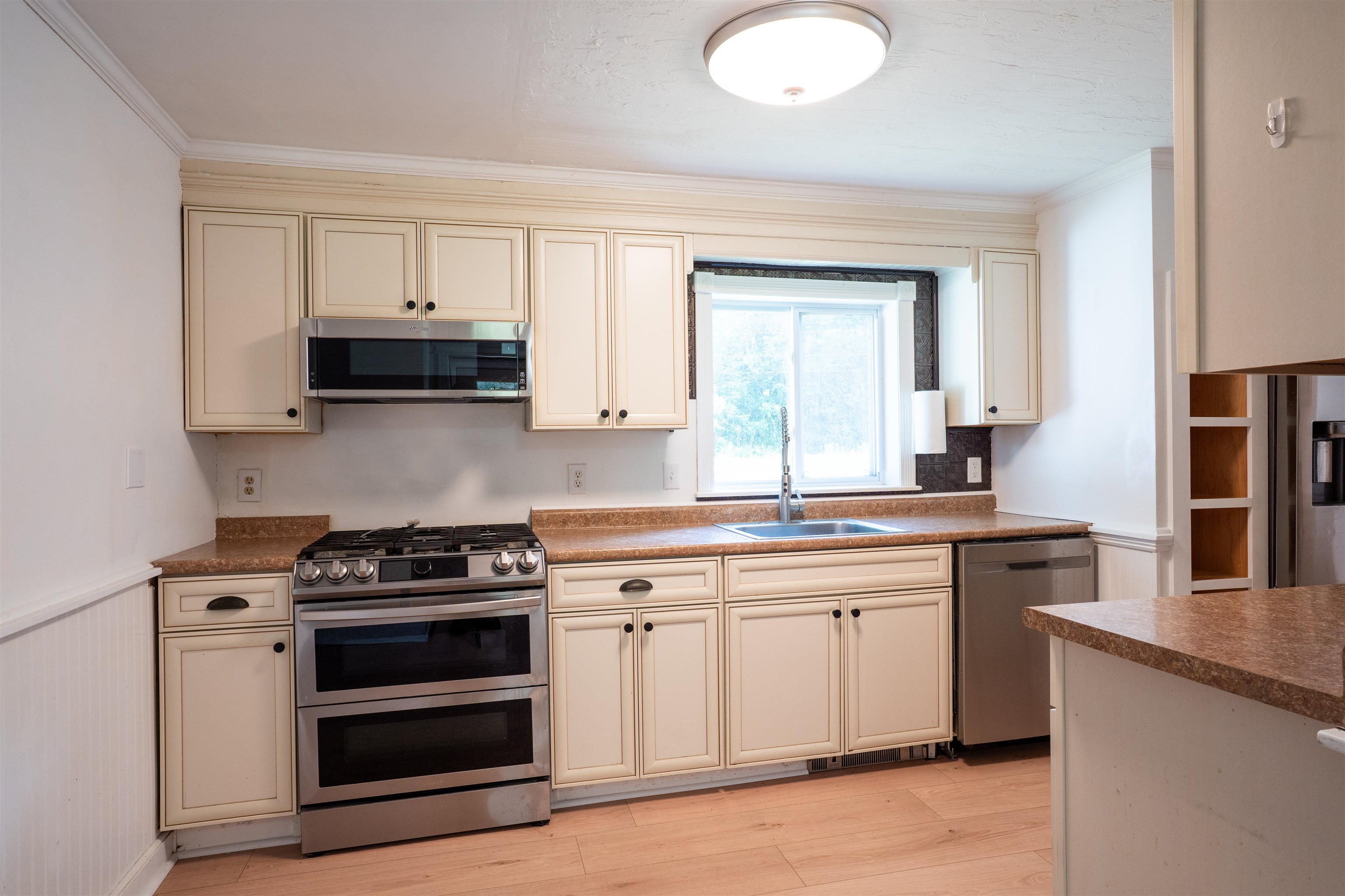 905 New Hampton Road