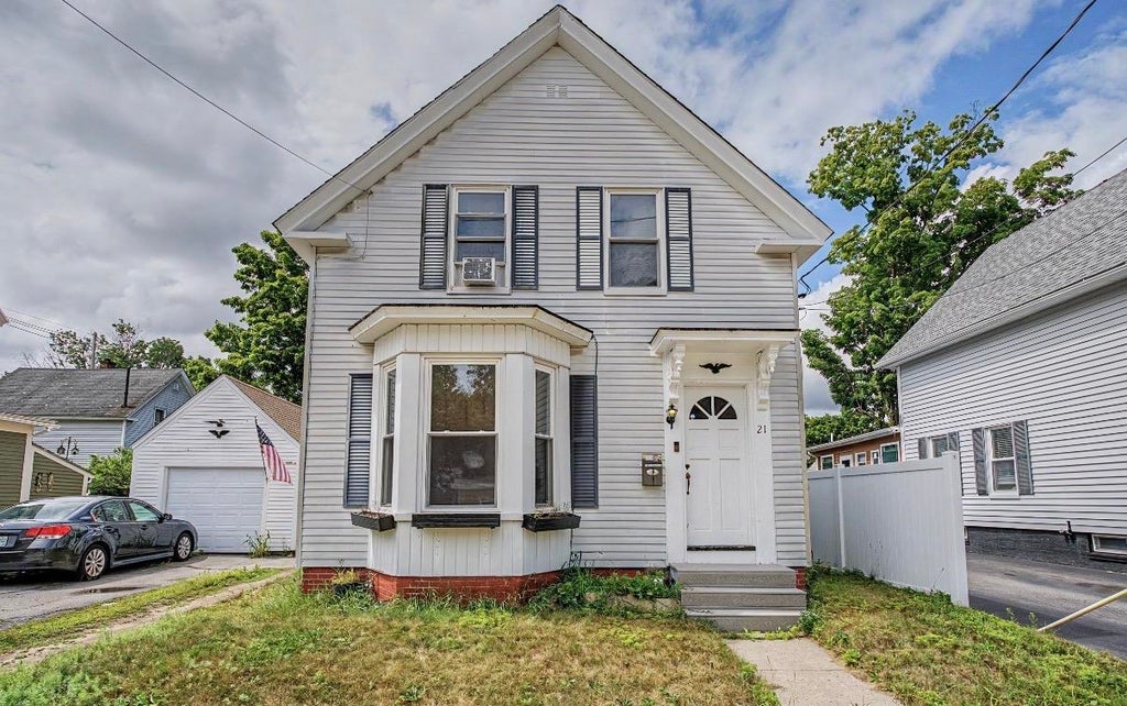 Photo of 21 Silver Street, Rochester, NH 03867 (MLS # 5103336)