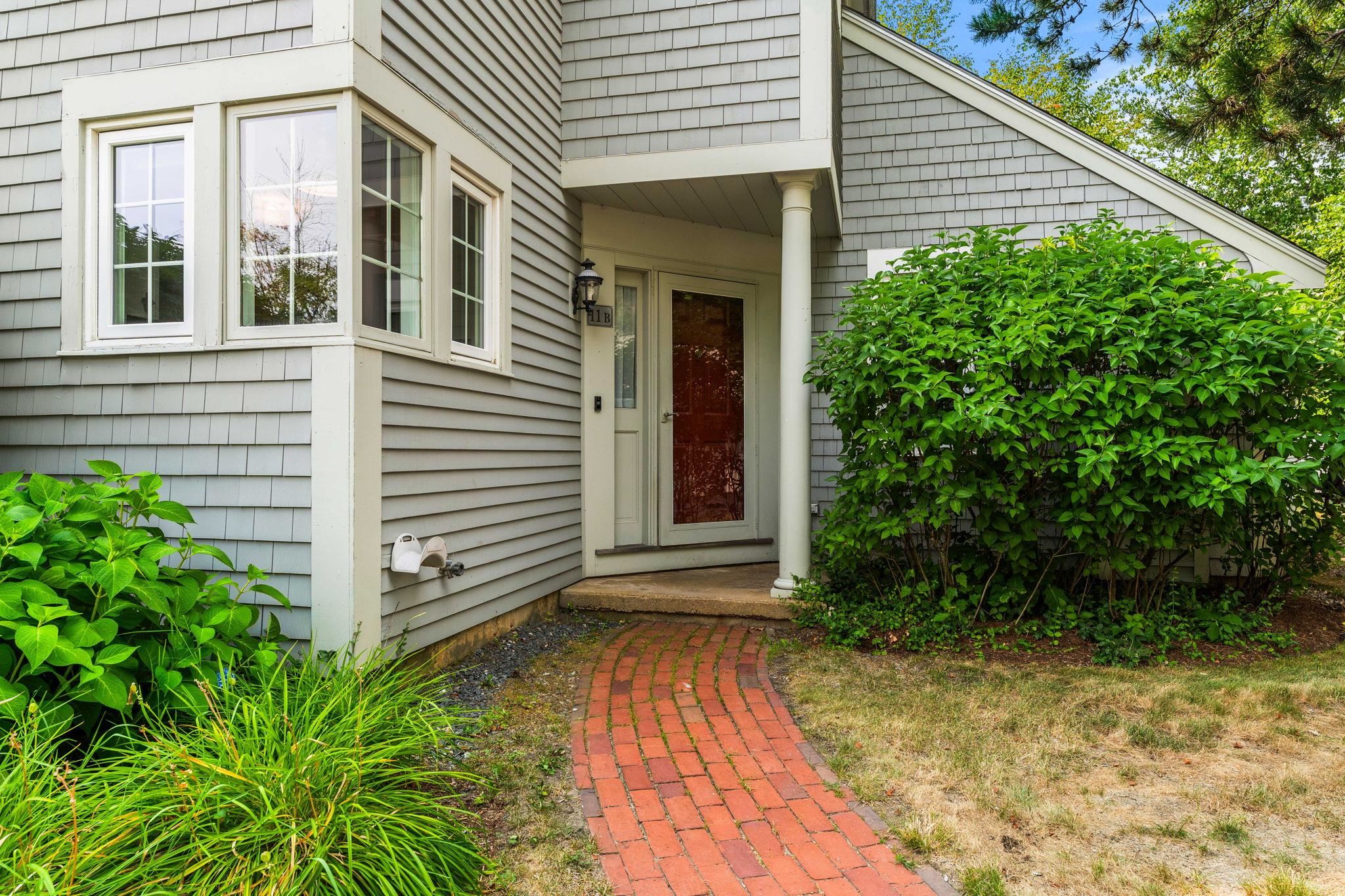 11 Golf View B