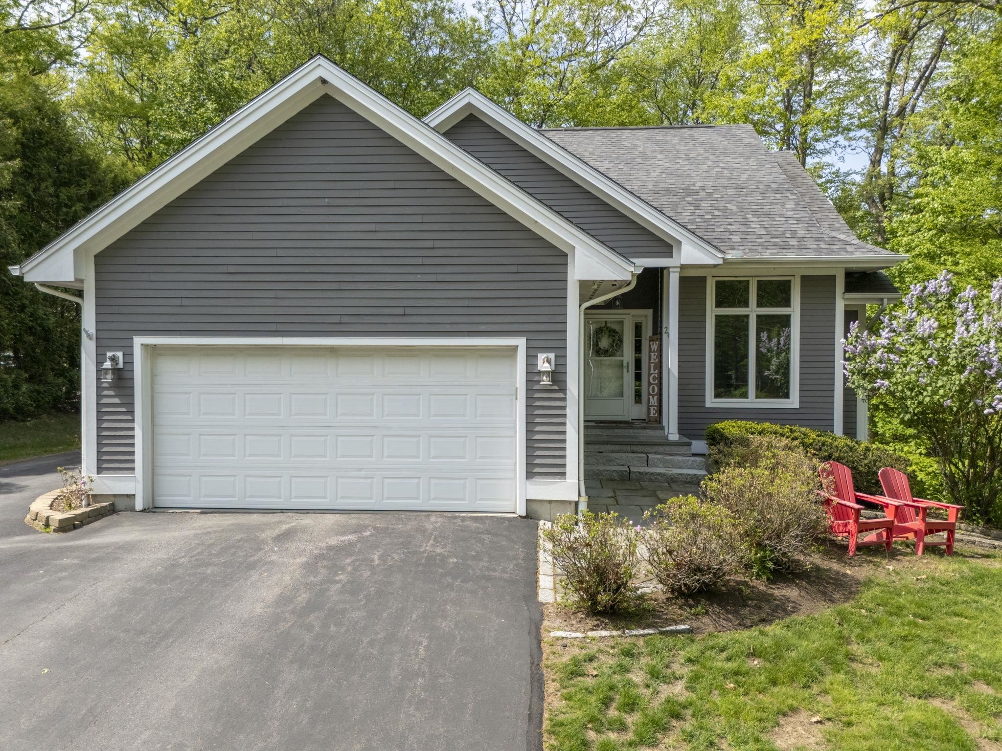 26 Thayer Pond Road