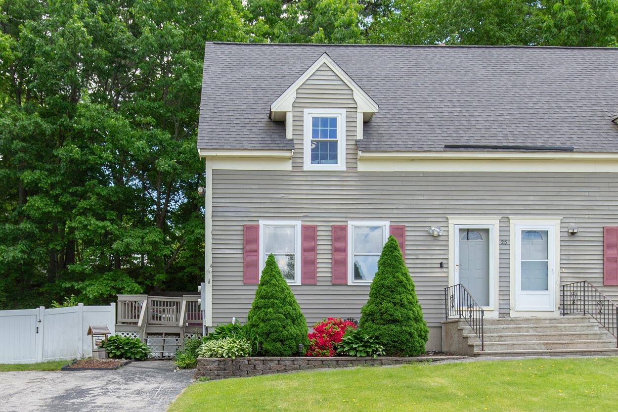 25 Tiger Tail Circle L