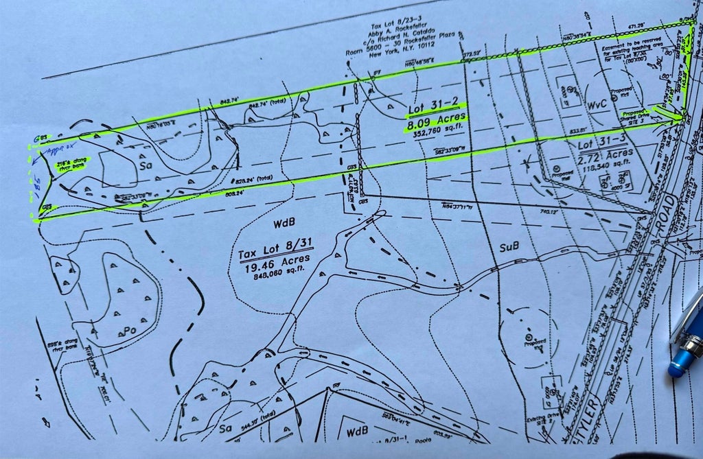 Photo of 8312 TYLER Road, Webster, NH 03033 (MLS # 5110653)