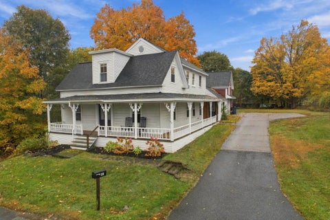 Photo of 40 Elm Street, Goffstown, NH 03045 (MLS # 5114508)