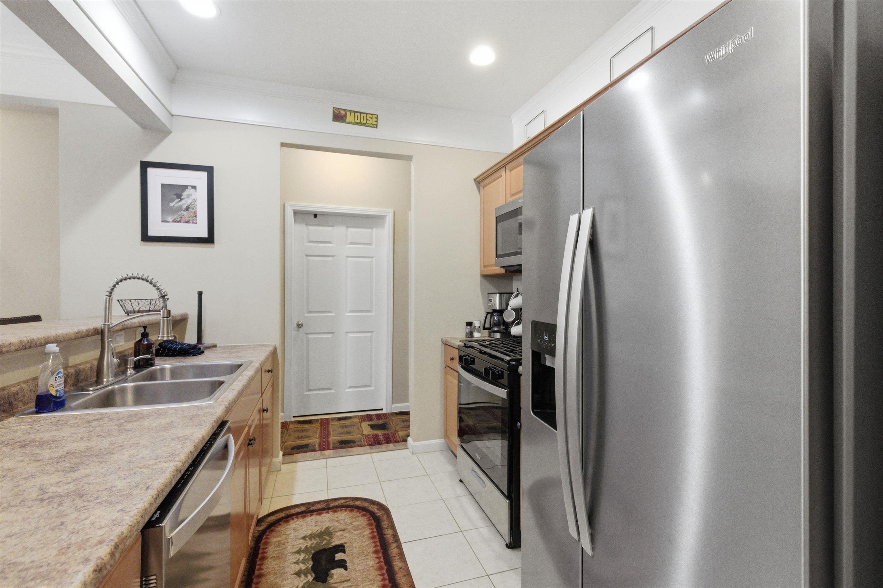 8 Twin Tip Terrace 3