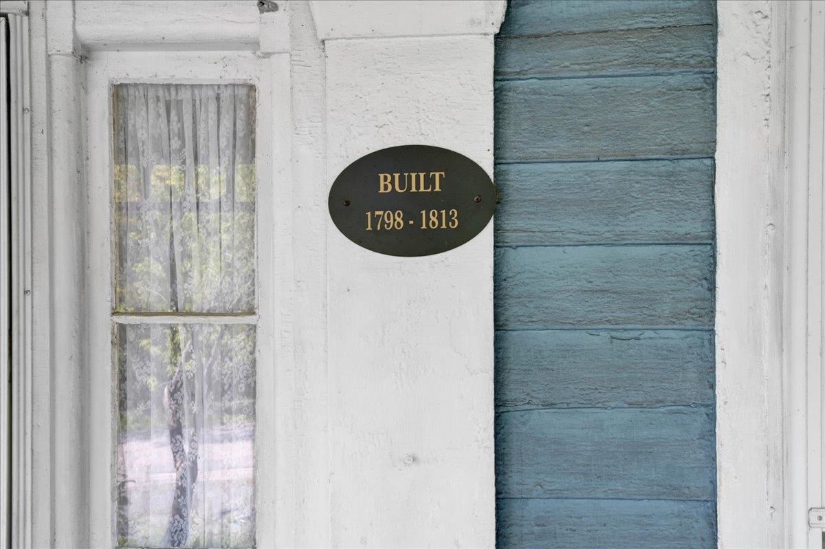 21 Seminary Street