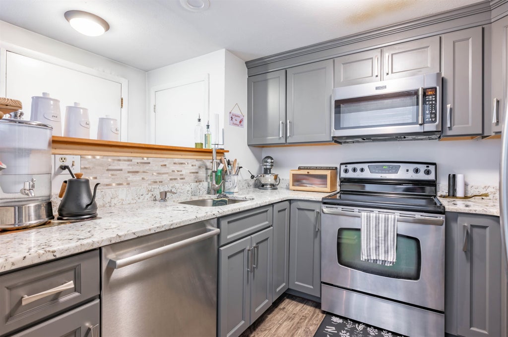 Photo of 1 Harwich Court, Merrimack, NH 03054 (MLS # 5109686)