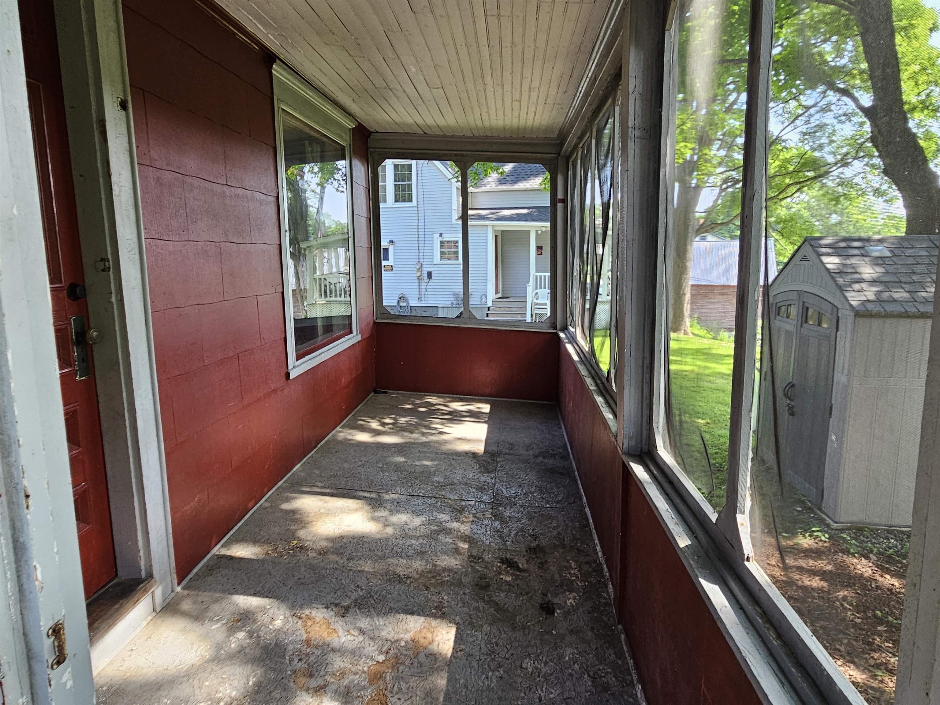 71 Riverside Avenue