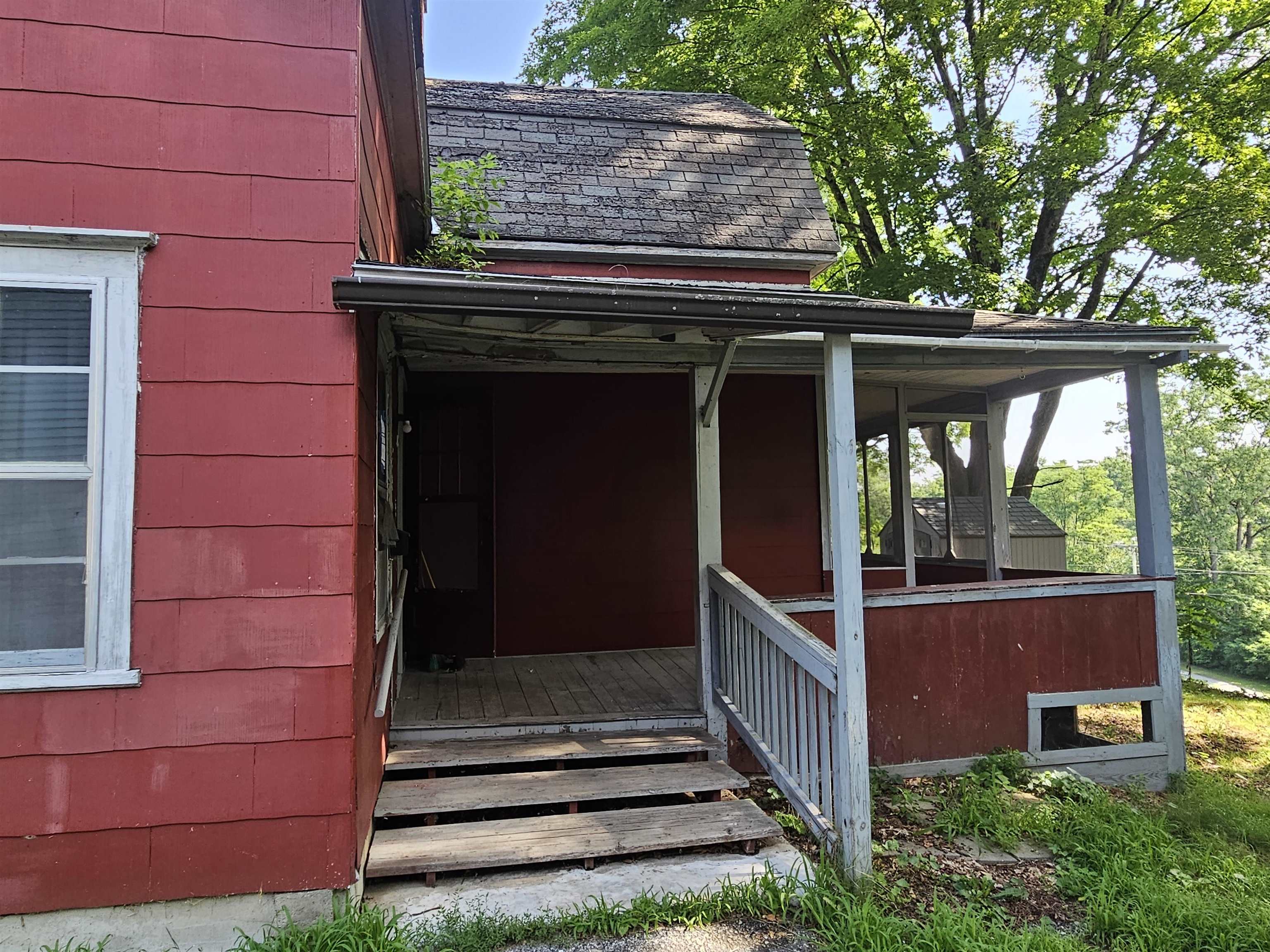 71 Riverside Avenue