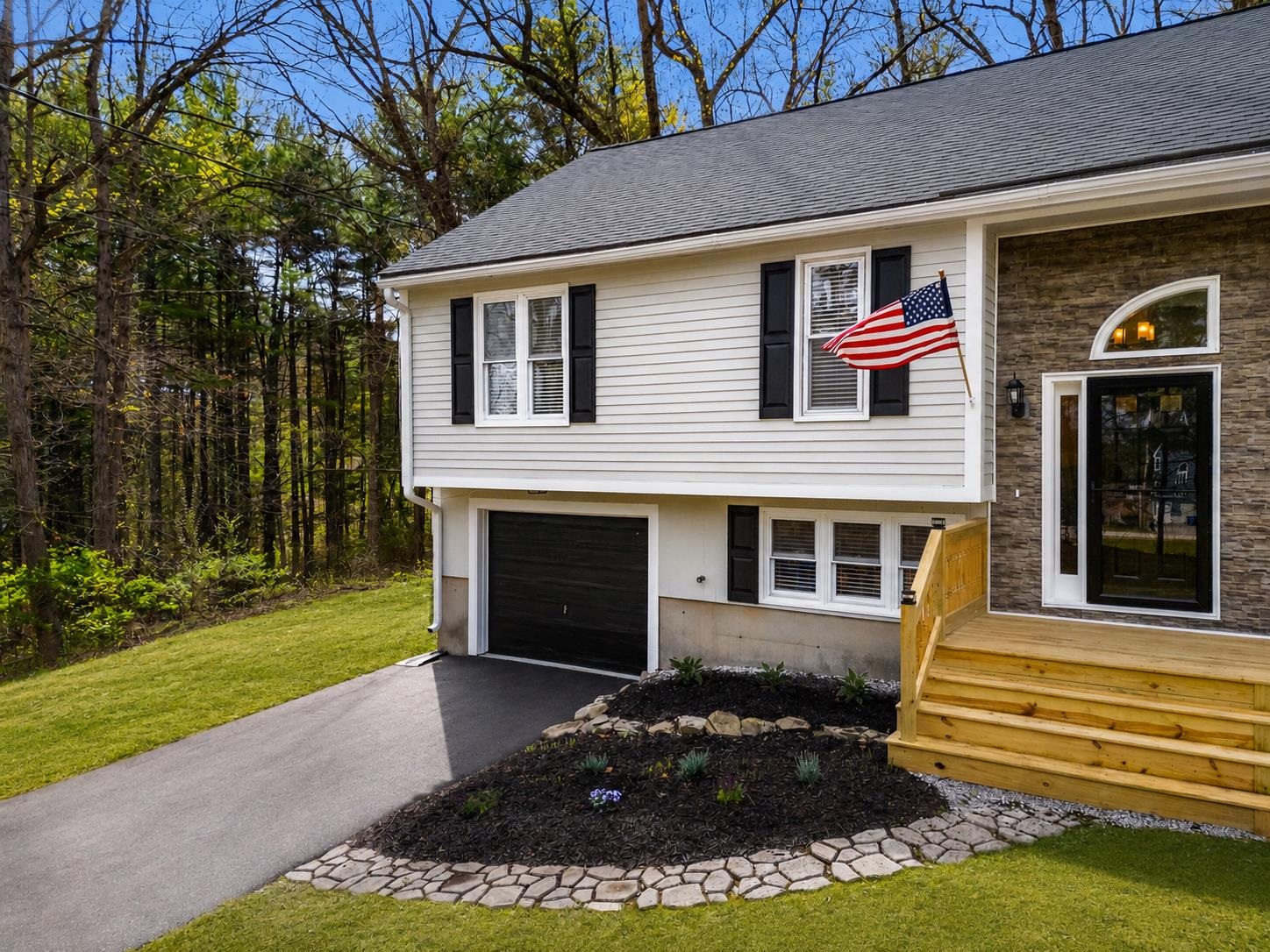 7B Kingston Way