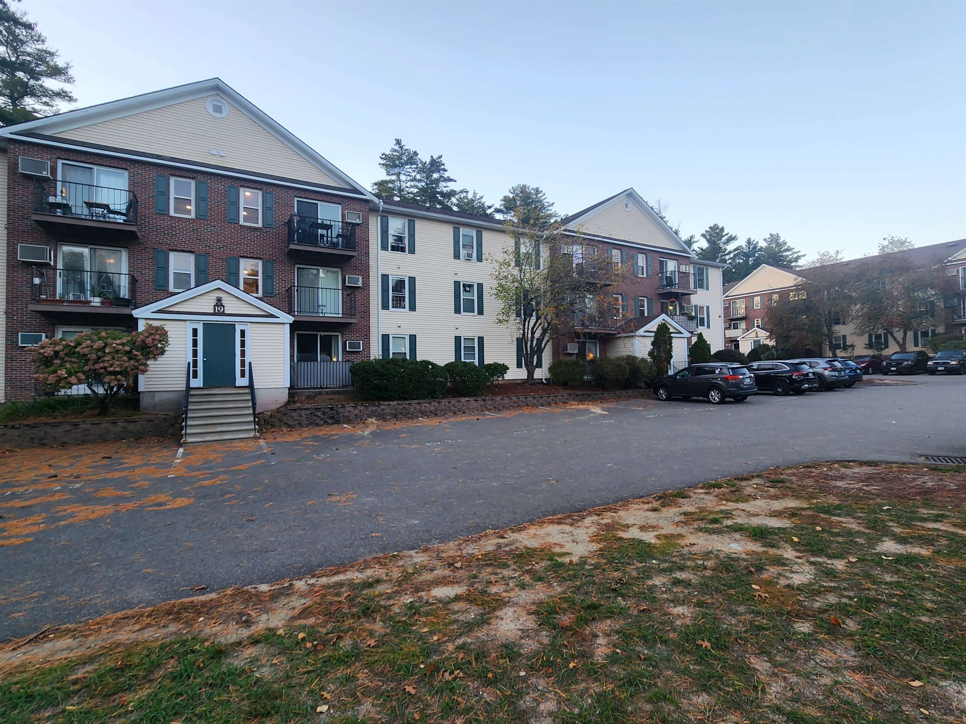 17 Kimberly Drive 12