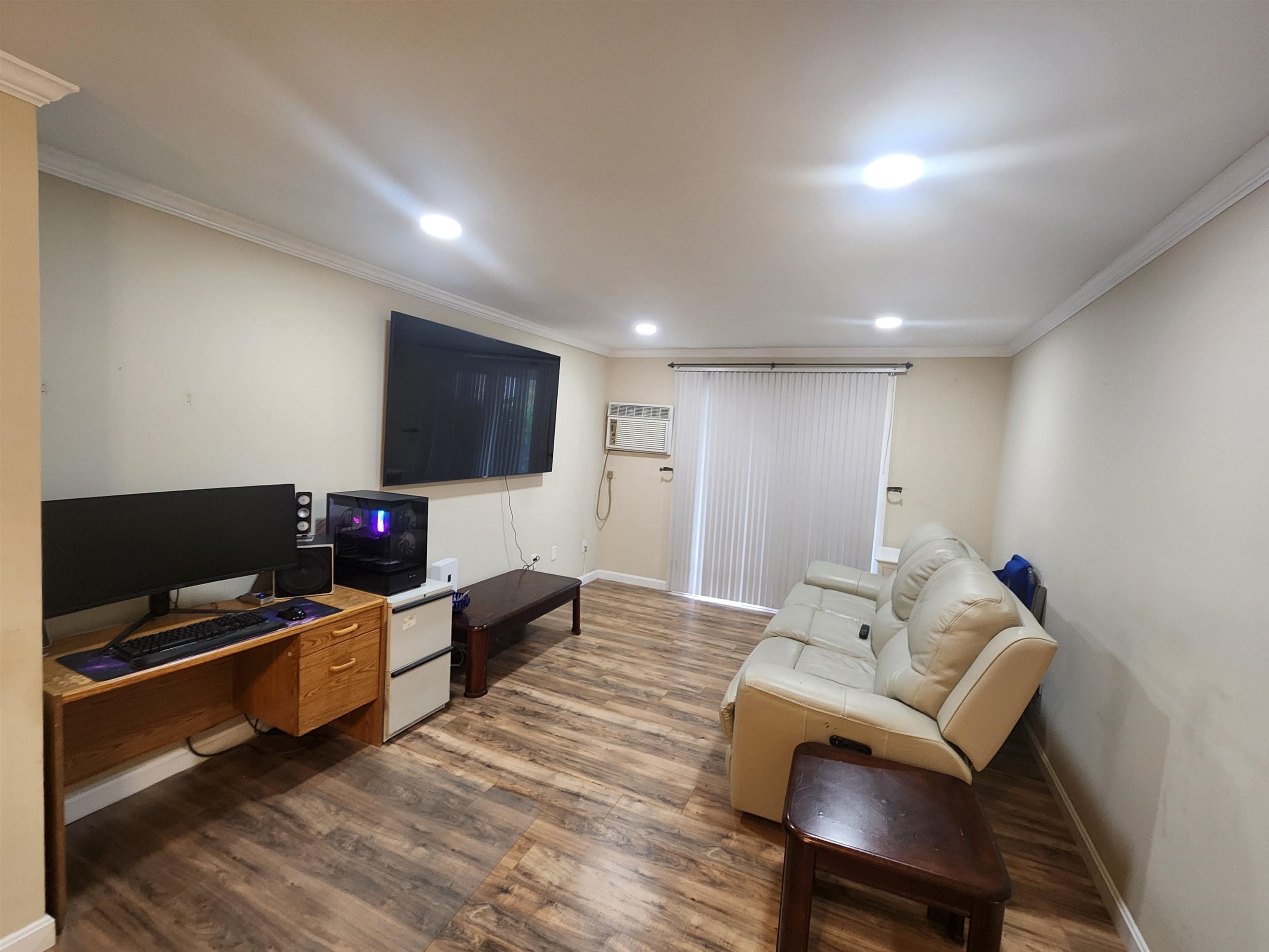 17 Kimberly Drive 12