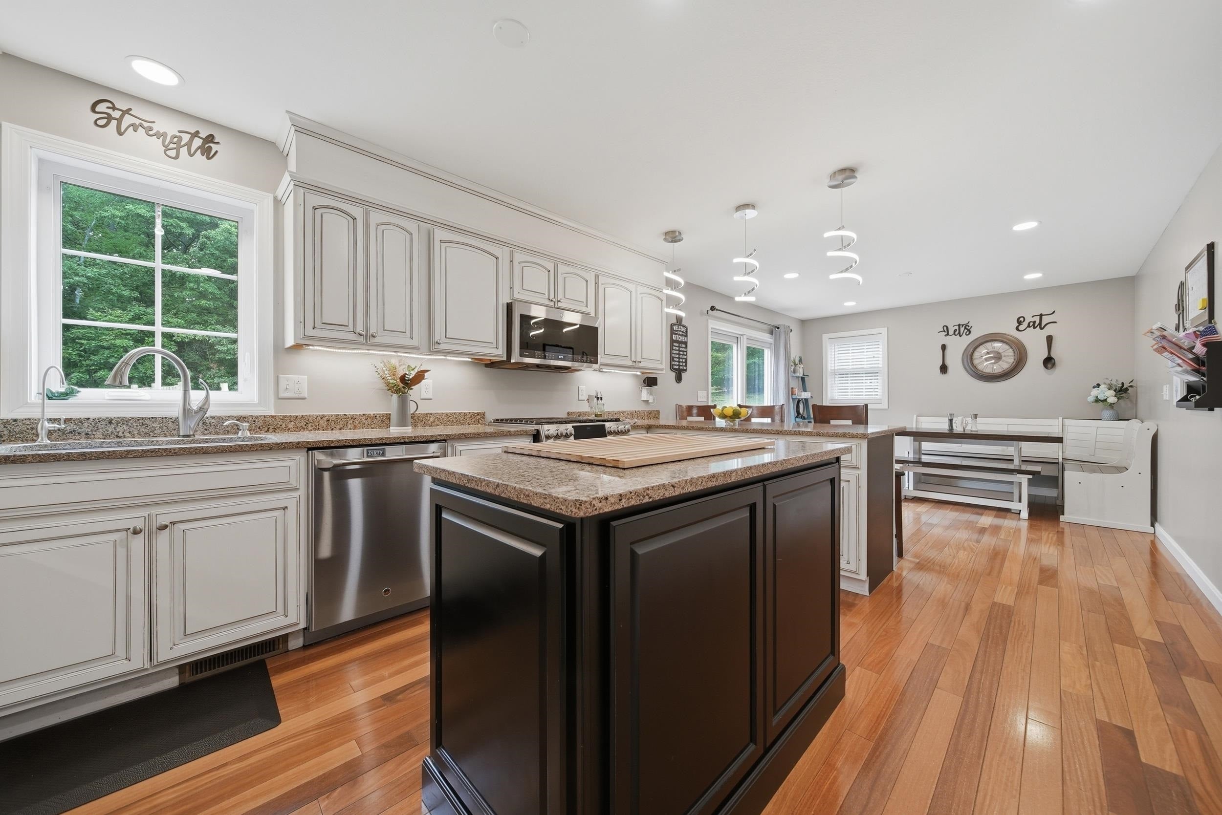 6 Greystone Terrace