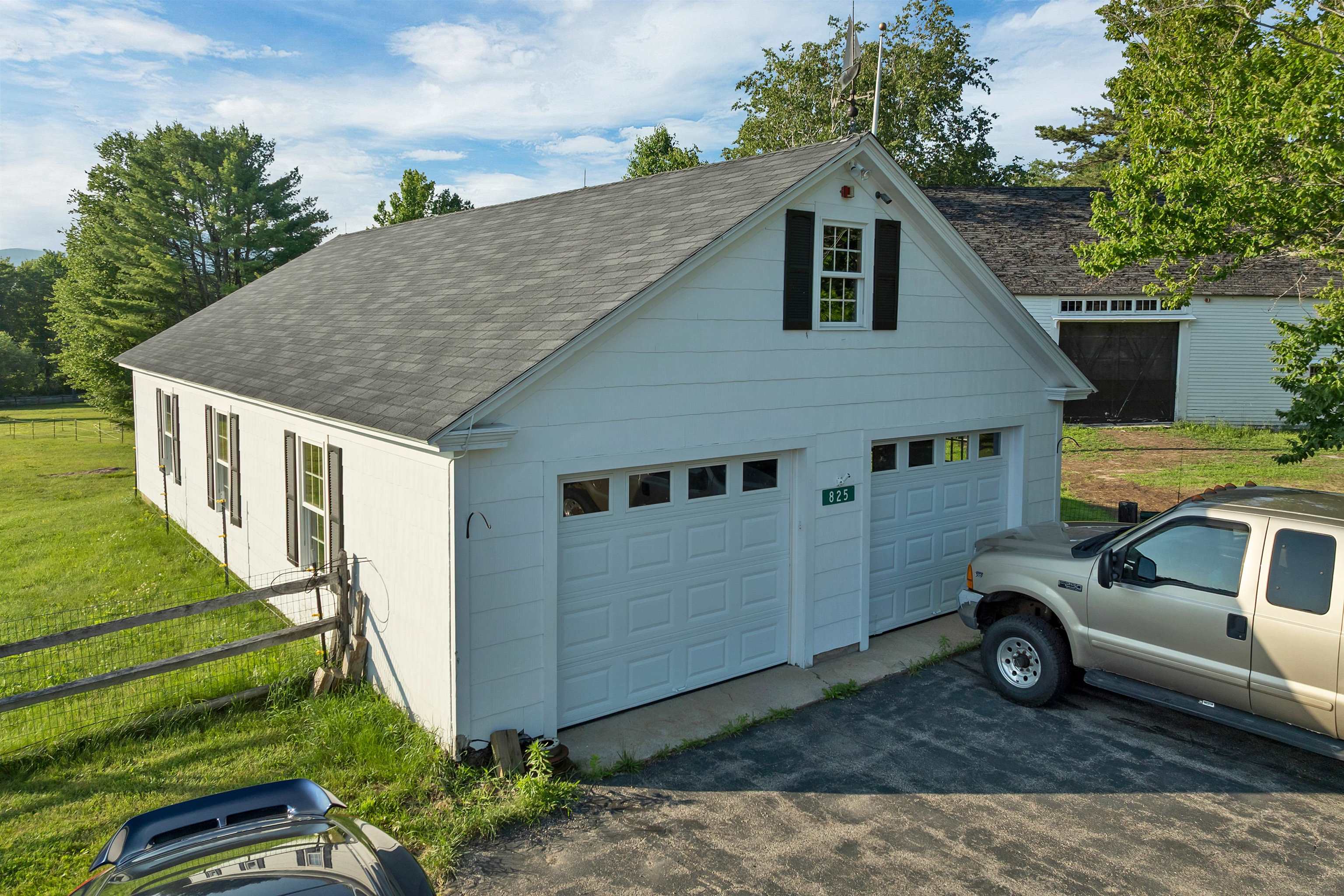 825 North Line Road