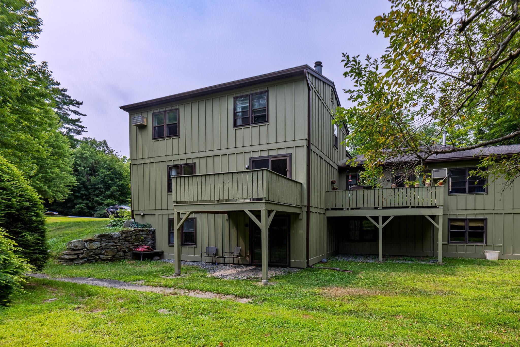 25 Pleasant Street 55
