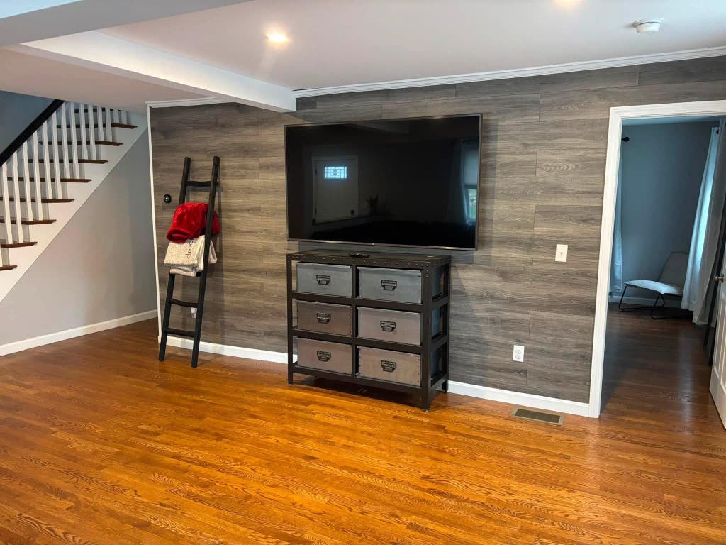 Photo of 61 Sheridan Street, Laconia, NH 03246 (MLS # 5103046)