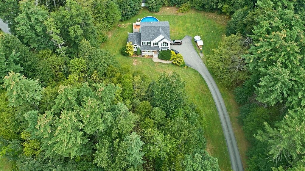 Photo of 4 Hudson Drive, Kensington, NH 03833 (MLS # 5107875)