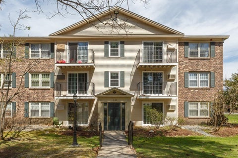 Photo of 3 Autumn Leaf Drive #10, Nashua, NH 03060 (MLS # 5100302)