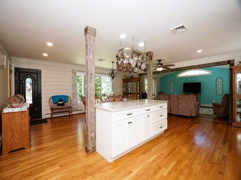 1 Marblehead Road