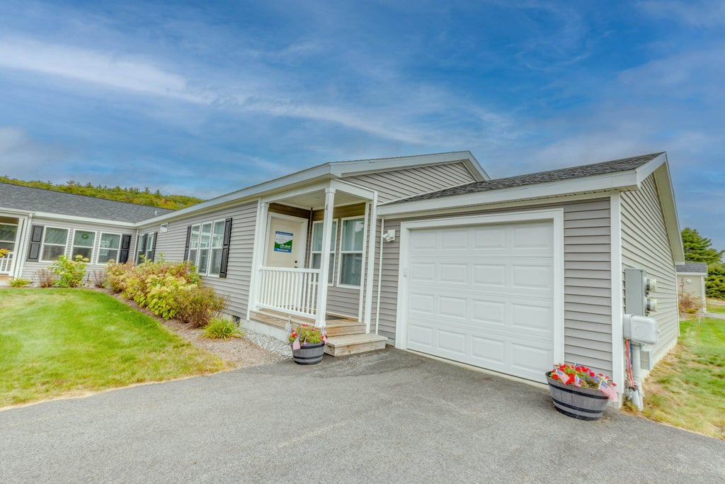 Photo of 79 Crescent Street #90-15-1, Plymouth, NH 03264 (MLS # 5111697)