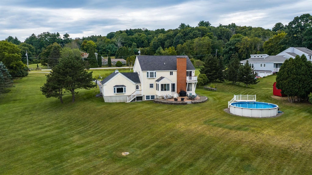Photo of 47 Nottingham Road, Raymond, NH 03077 (MLS # 5109059)