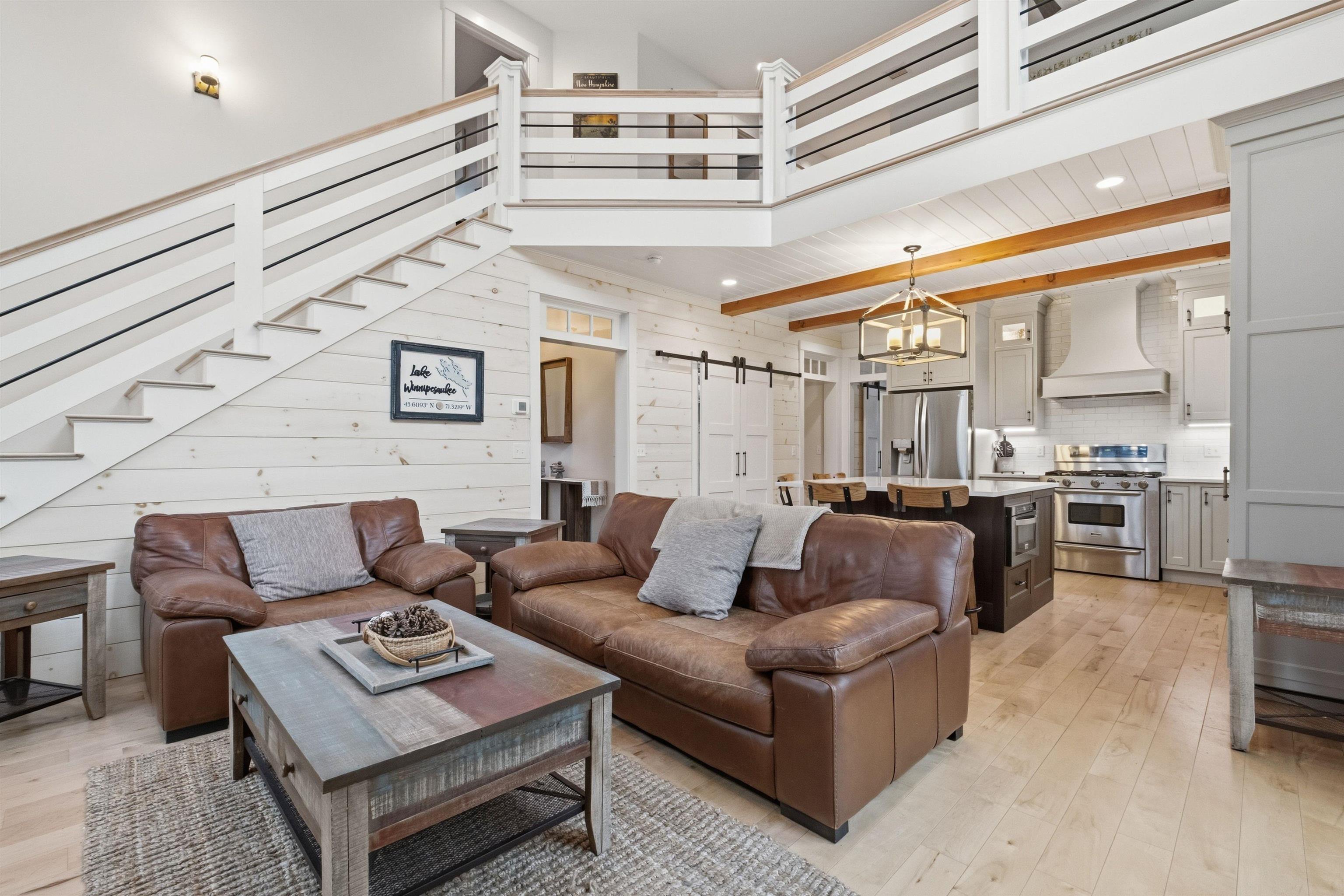 32 Mountain Shadows Drive