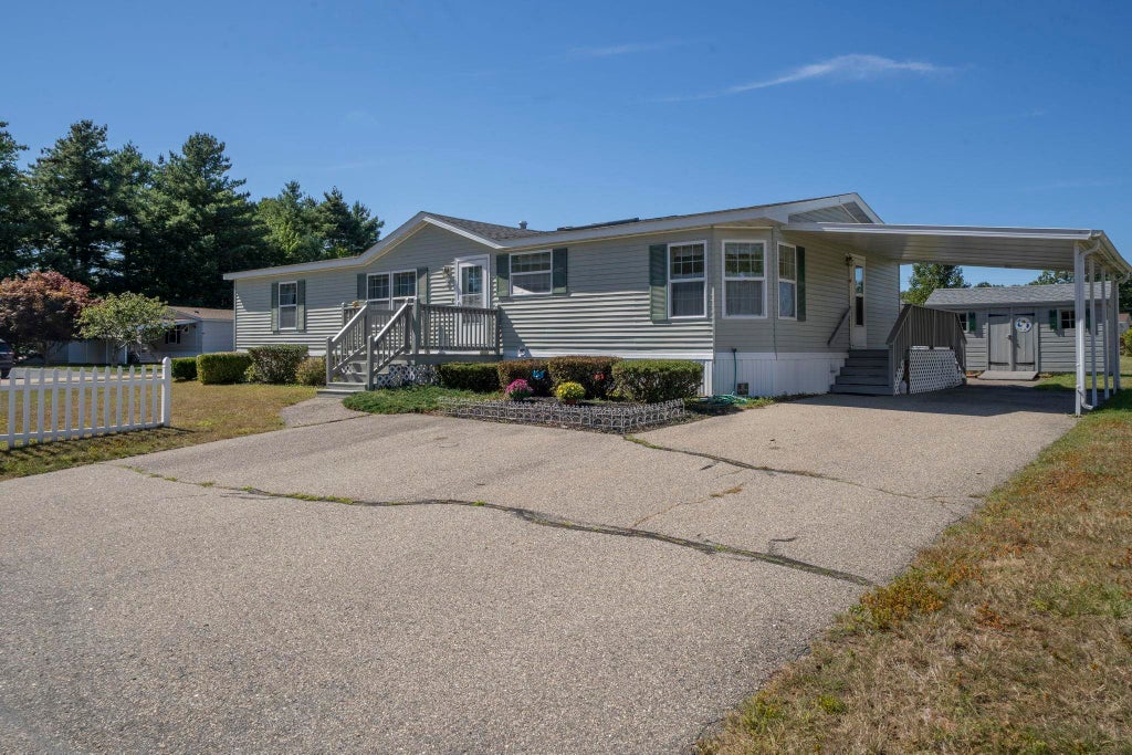 Photo of 2 Freedom Drive, Dover, NH 03820 (MLS # 5111252)