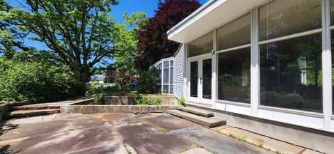 Photo of 106 McLane Lane, Manchester, NH 03104 (MLS # 5091278)