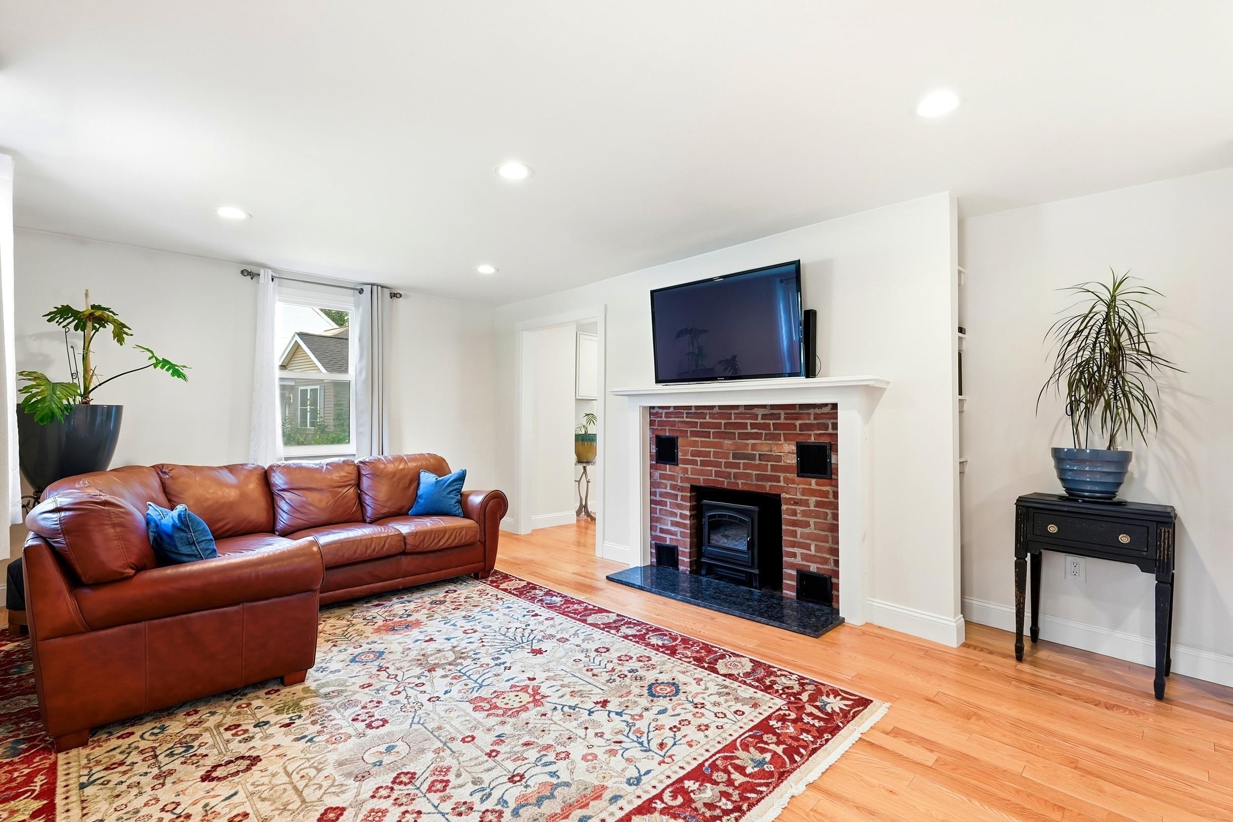 14 Hampton Falls Road