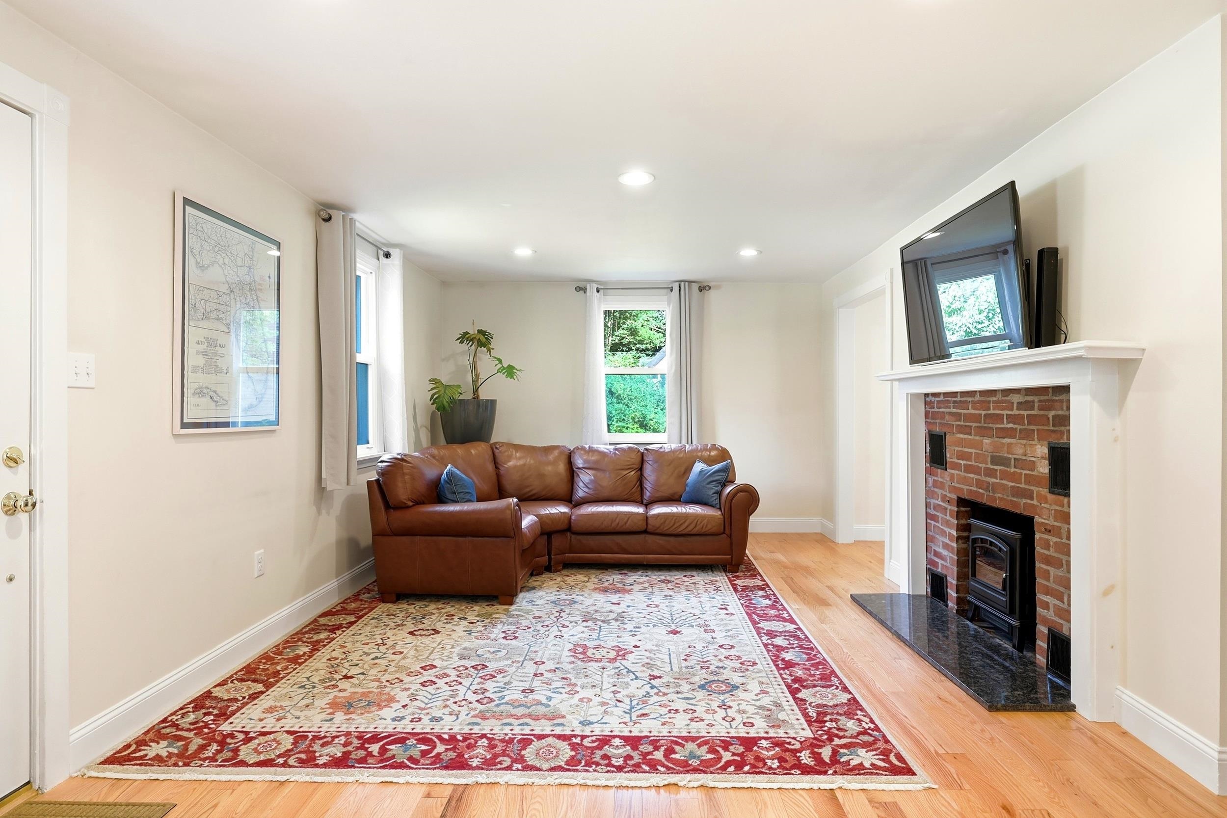 14 Hampton Falls Road