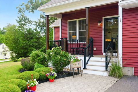 Photo of 2 Merrill Street, Hudson, NH 03051 (MLS # 5096921)