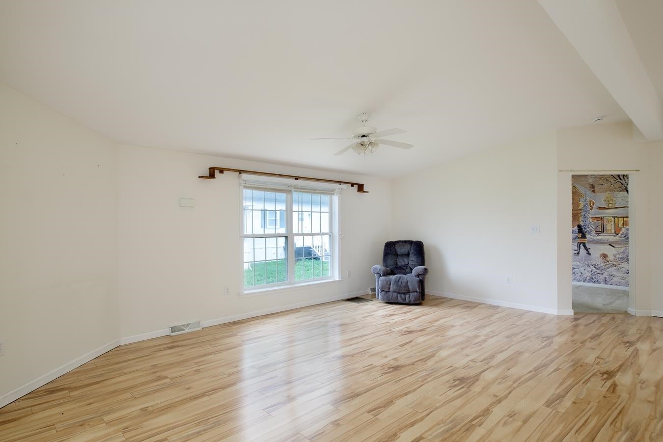 290 Calef Highway A5