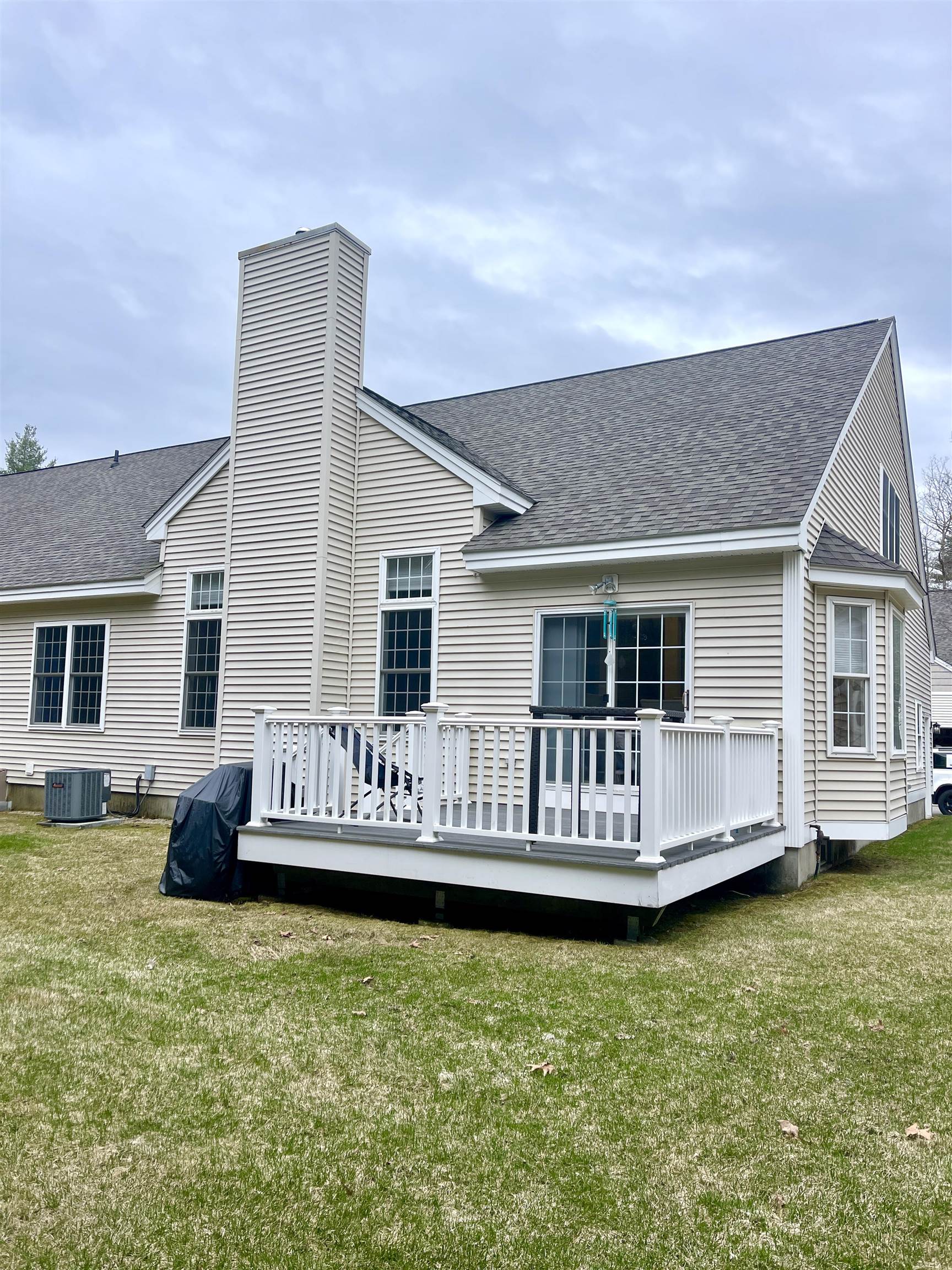 10 Absalom Lane