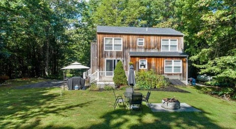 Photo of 19 Jade Court, Derry, NH 03038 (MLS # 5106763)