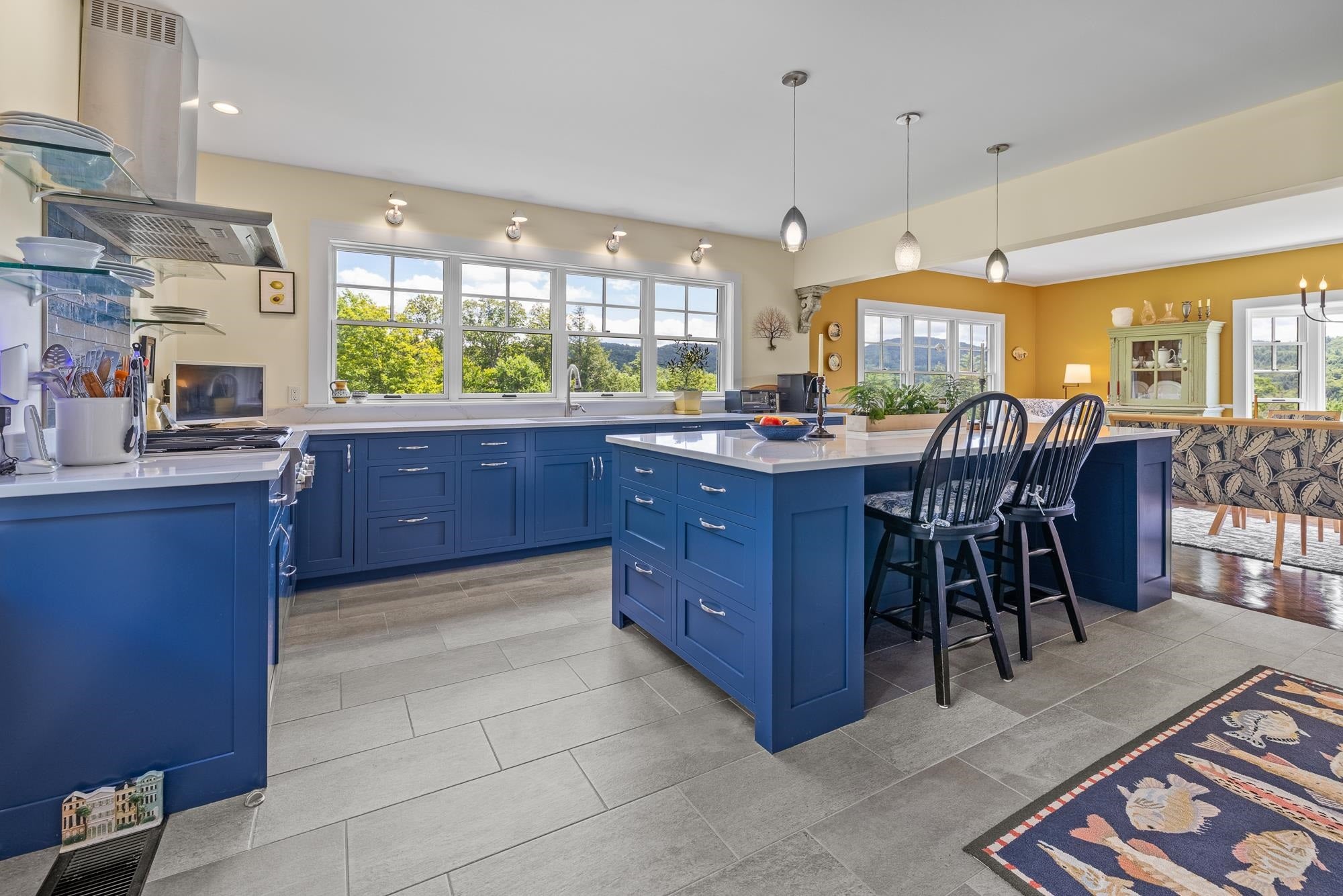 353 Cabot Road